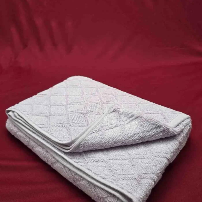 Diamond Delights - Premium Bath Towel (Lilac)