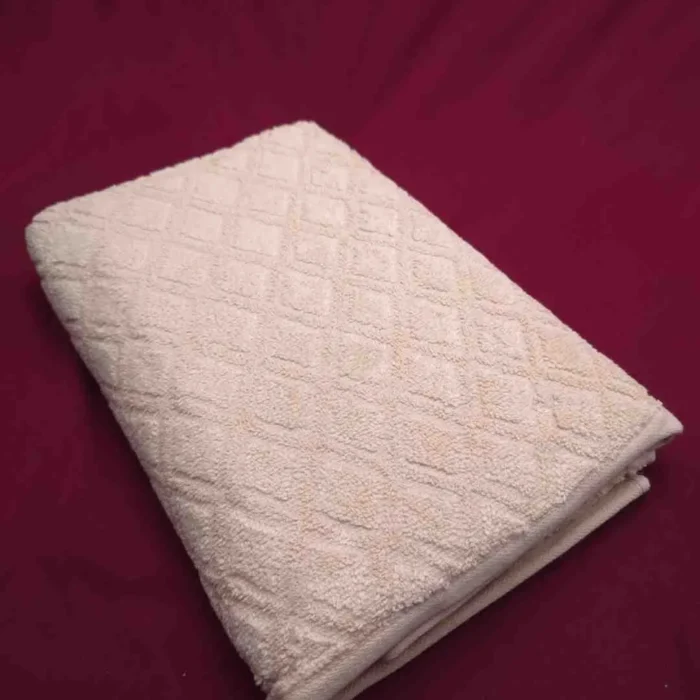 Diamond Delights - Premium Bath Towel (L Beige)