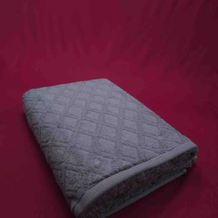 Diamond Delights - Premium Bath Towel (B Grey)